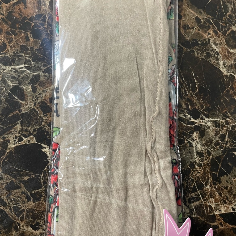 Ed Hardy Skull and Roses Multicolor nylons.Small.New. - Picture 4 of 5